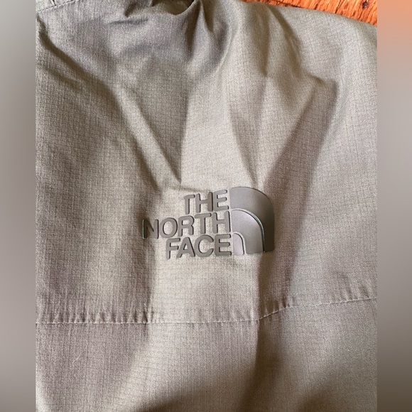 PRE-OWNED/LIKE NEW THE NORTH FACE MENS INLUX INSULATED JACKET MED GREEN - Picture 12 of 16